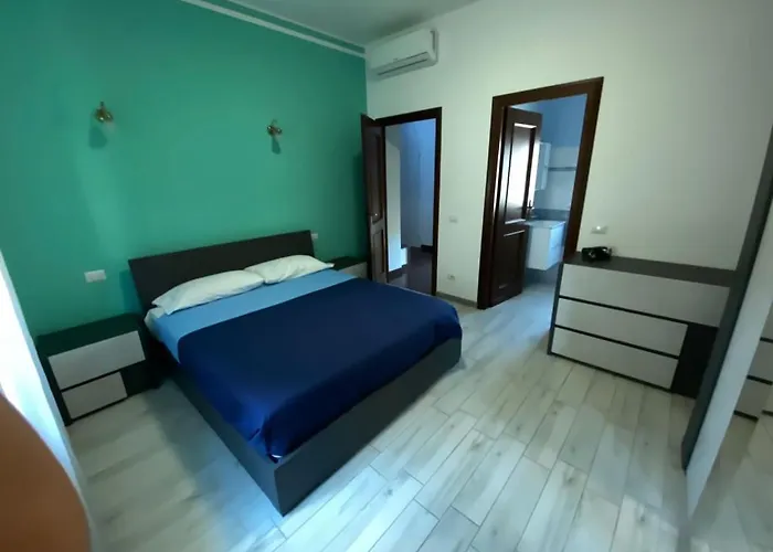 Lina's House